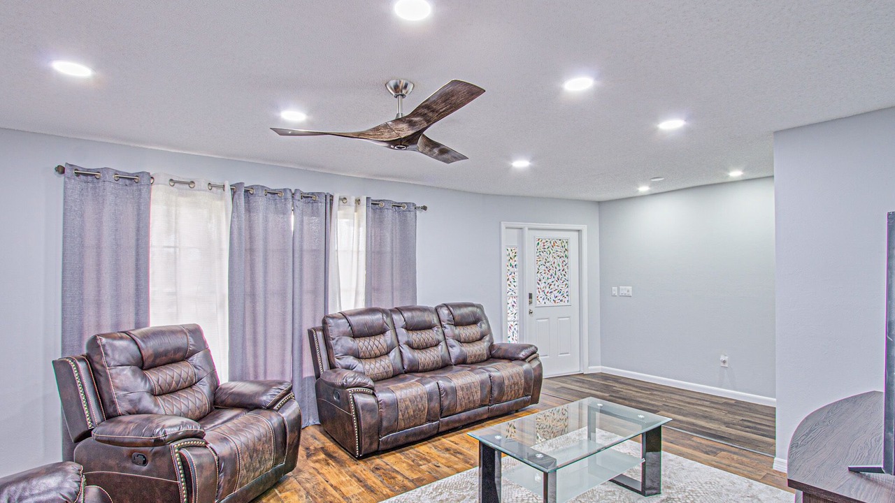Photo of Livingroom in Fort Myers