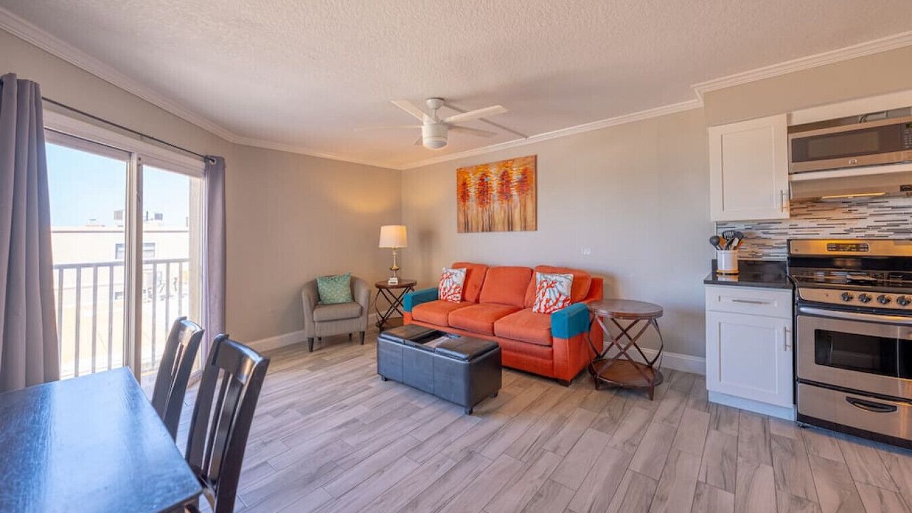 Photo of Livingroom in Belleair Beach