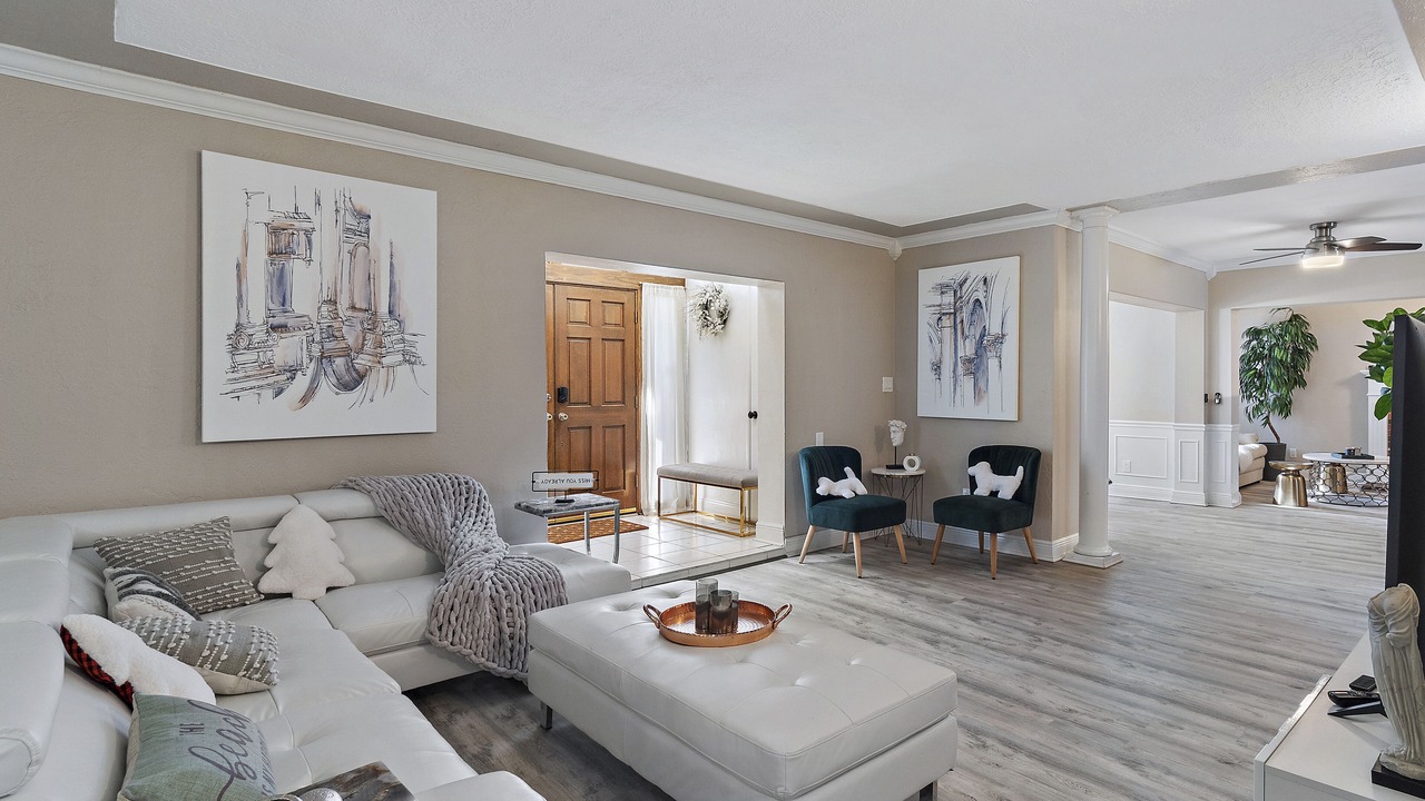 Photo of Livingroom in Disston Heights