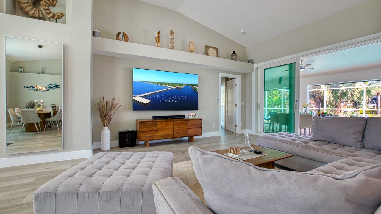 Photo of Livingroom in Pelican