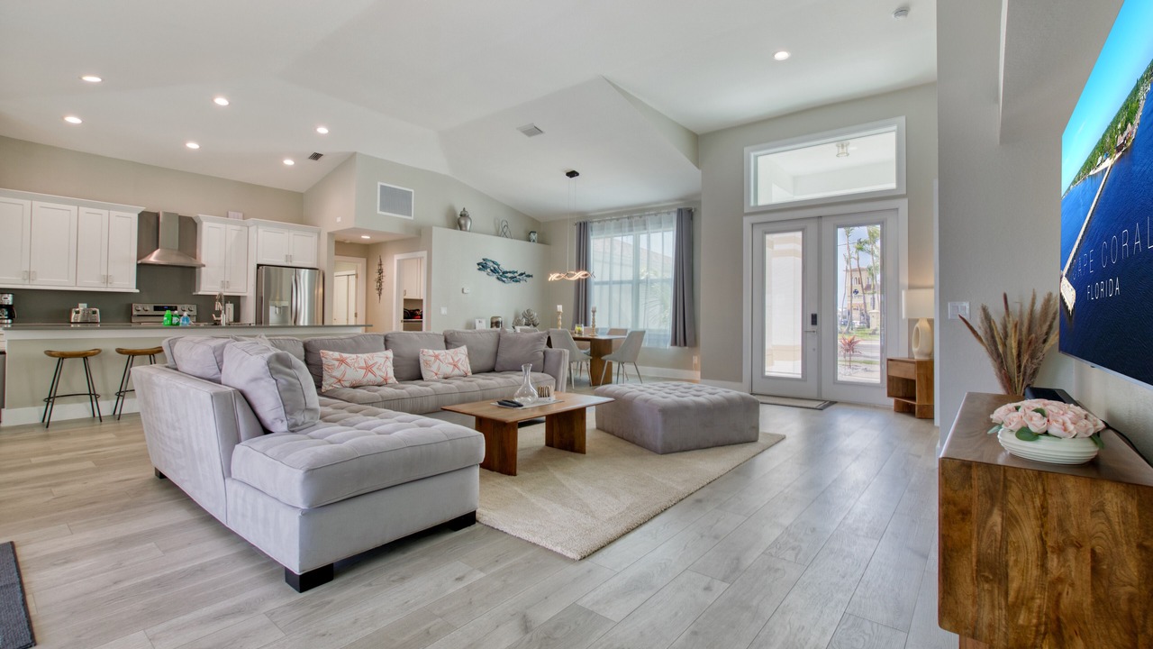 Photo of Livingroom in Pelican