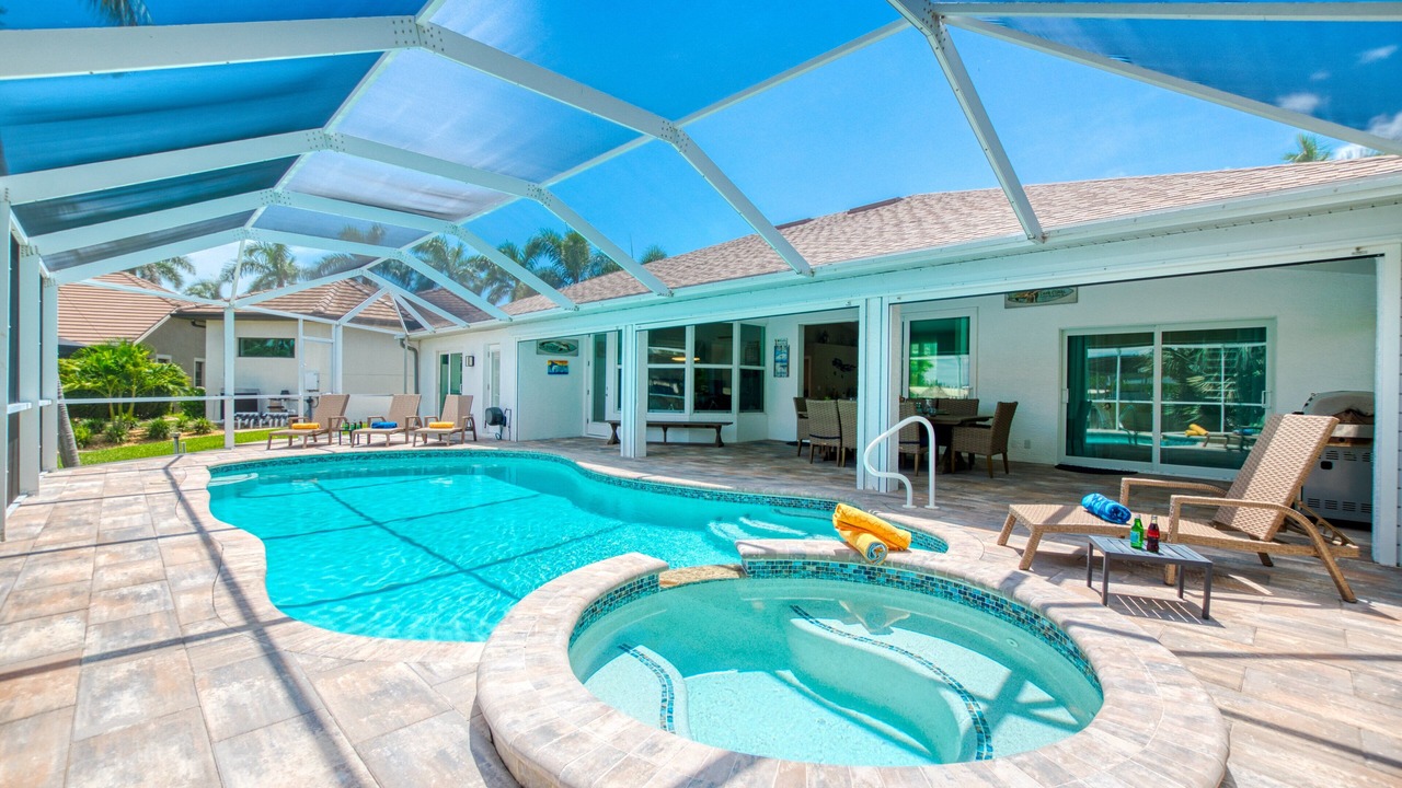 Photo of Outdoor in Pelican