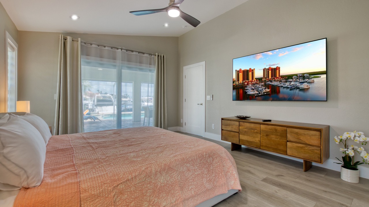 Photo of Bedroom in Pelican