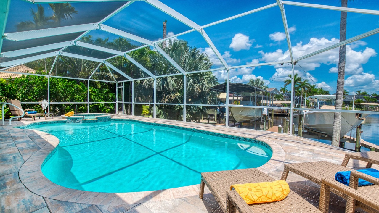 Photo of Outdoor in Pelican
