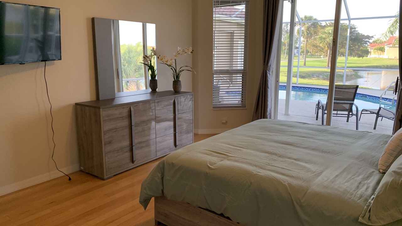 Photo of Bedroom in Bonita Springs