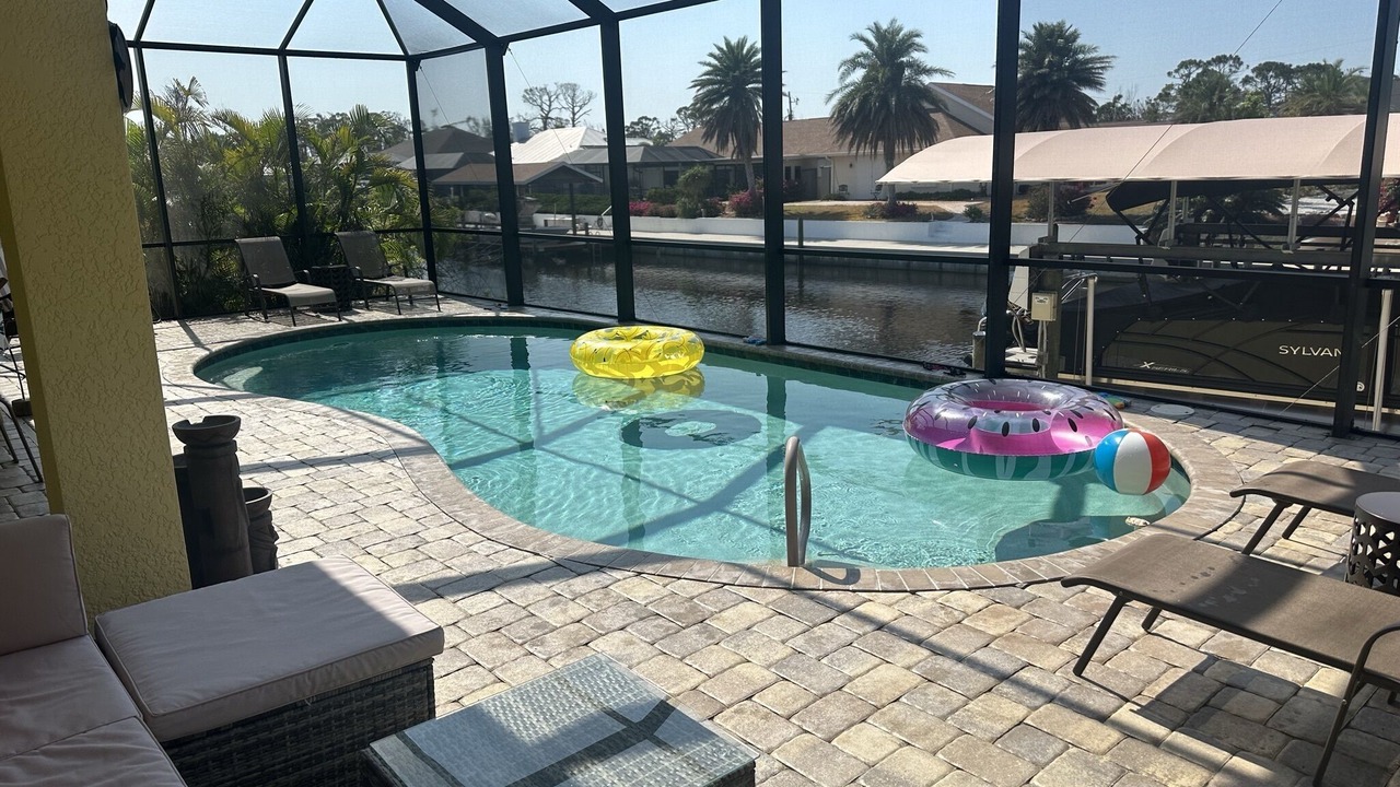 Photo of Outdoor in Manatee Bay