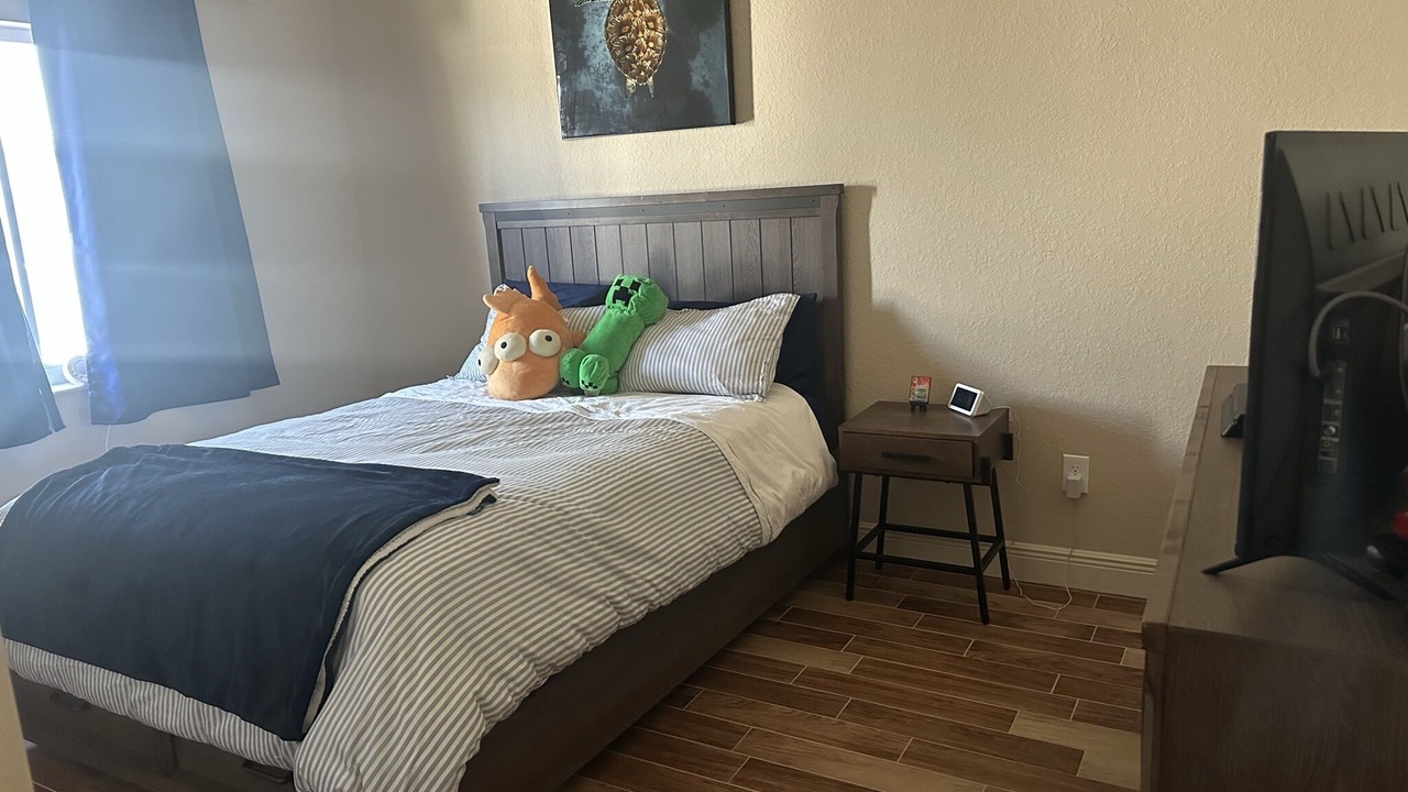 Photo of Bedroom in Manatee Bay