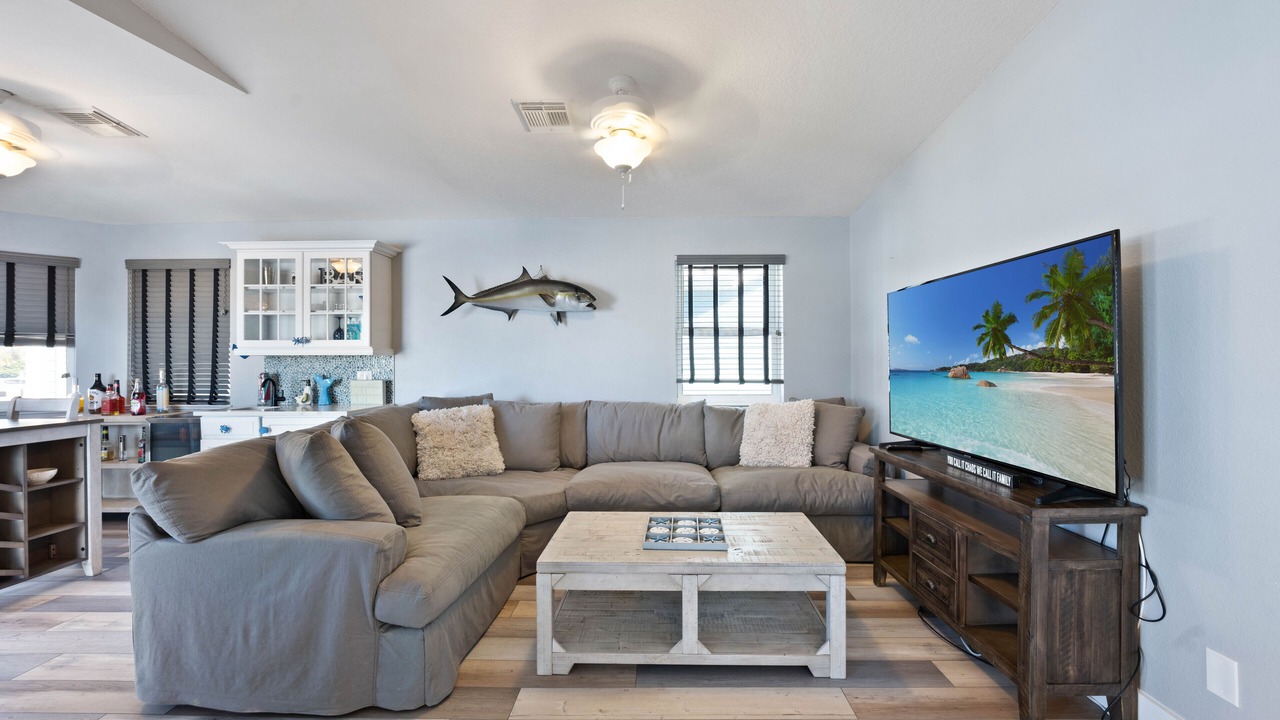 Photo of Livingroom in Hutchinson Island South