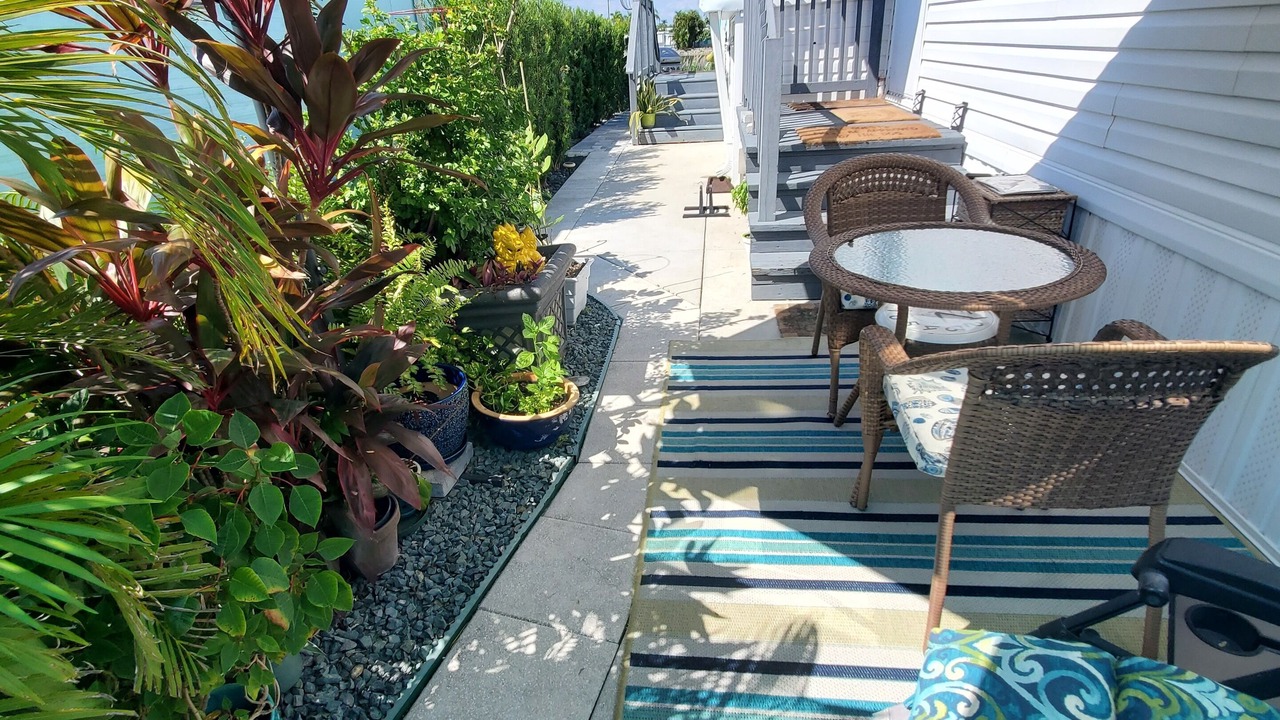 Photo of Outdoor in Imperial Golf Estates