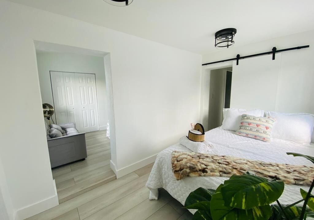 Photo of Bedroom in Hialeah