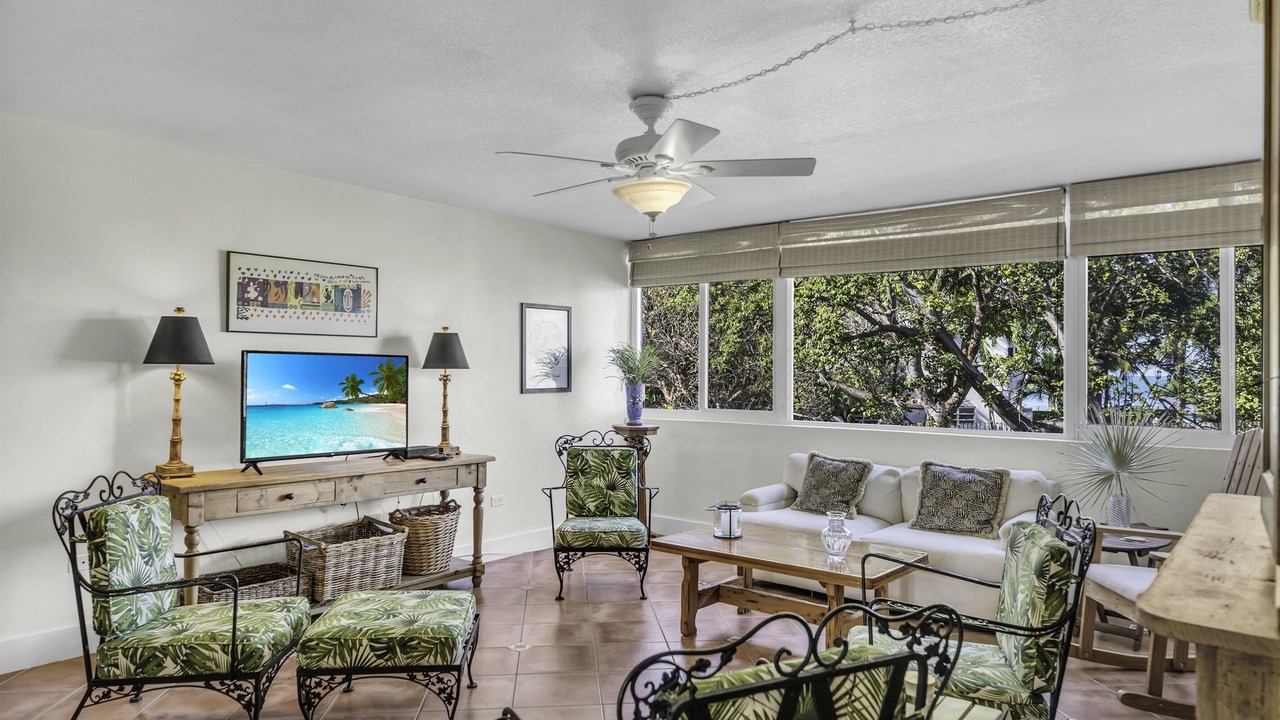 Photo of Livingroom in Lower Matecumbe Key