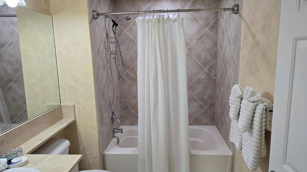 Photo of Bathroom in East Ocean Ave