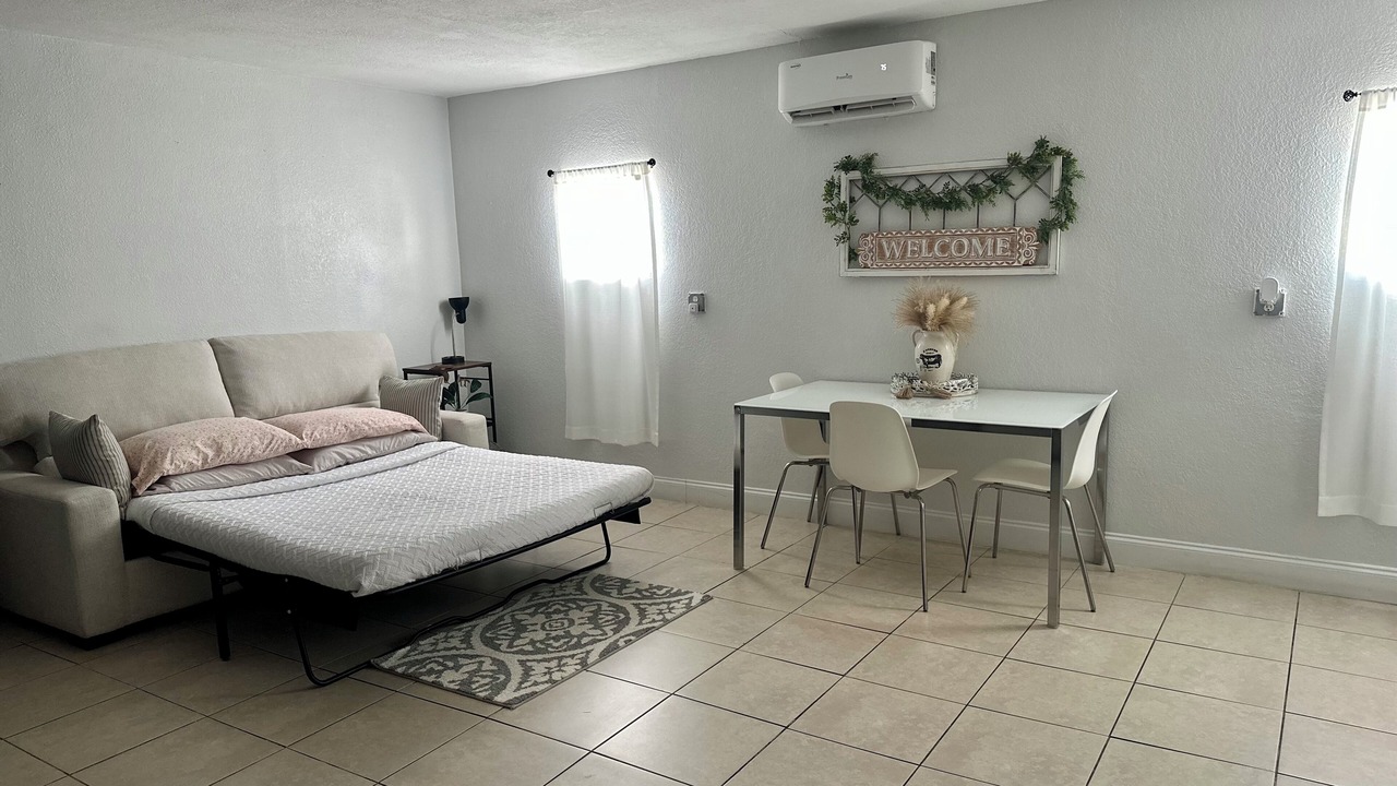 Photo of Bedroom in Homestead