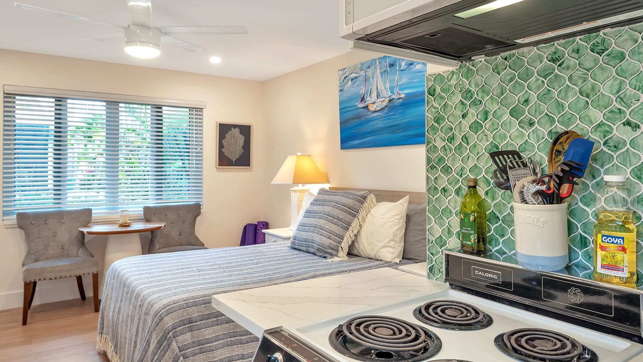 Photo of Bedroom in Lake Worth