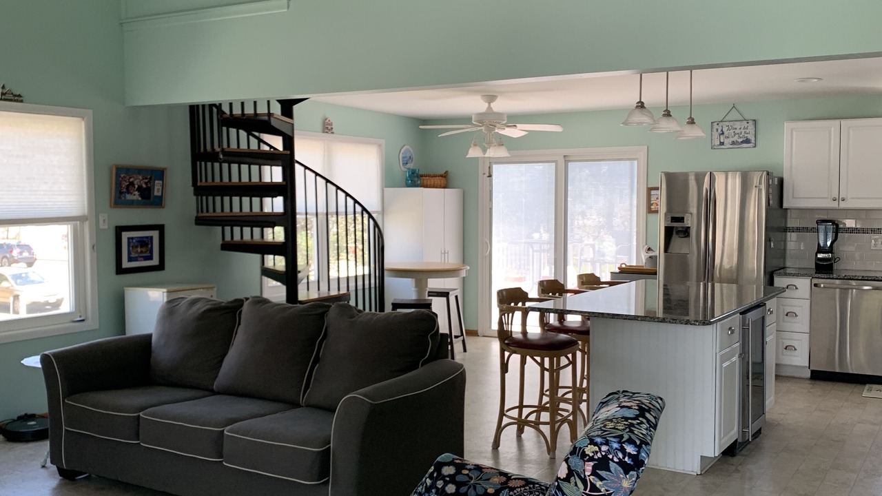 Photo of Livingroom in Beach Haven Park