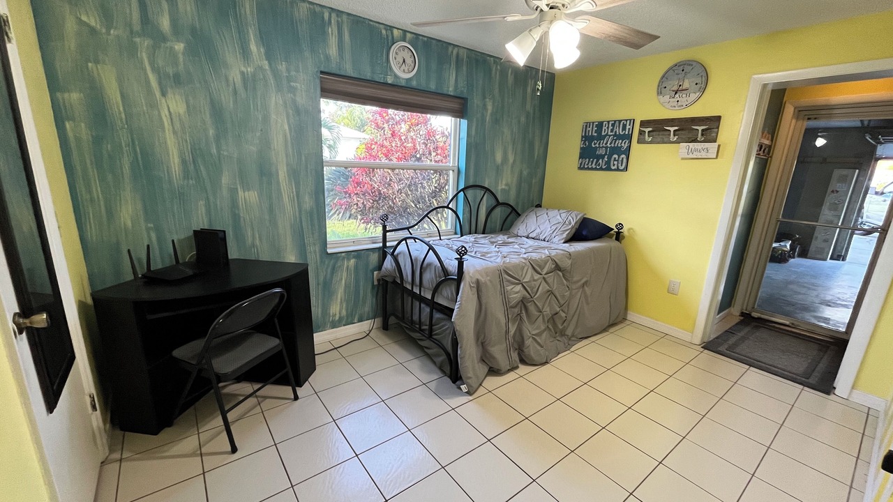 Photo of Bedroom in Melbourne Beach