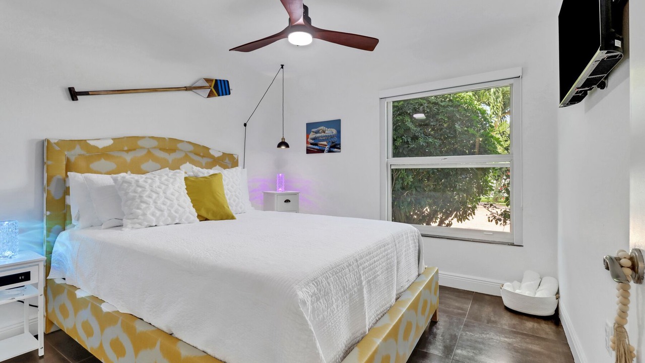 Photo of Bedroom in Golden Gate