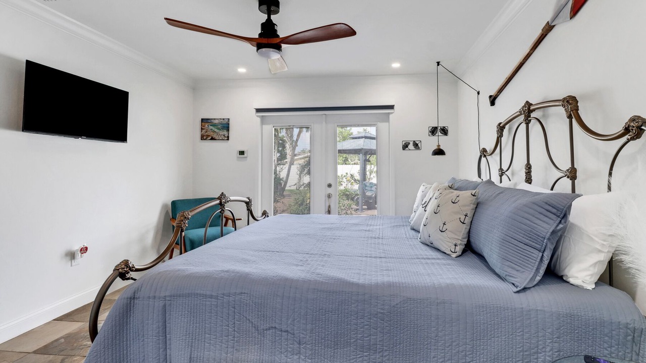 Photo of Bedroom in Golden Gate