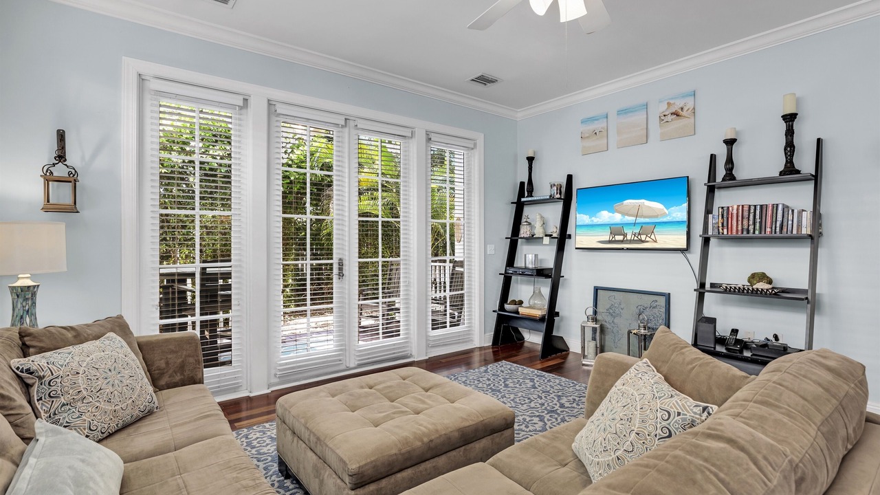 Photo of Livingroom in Islamorada