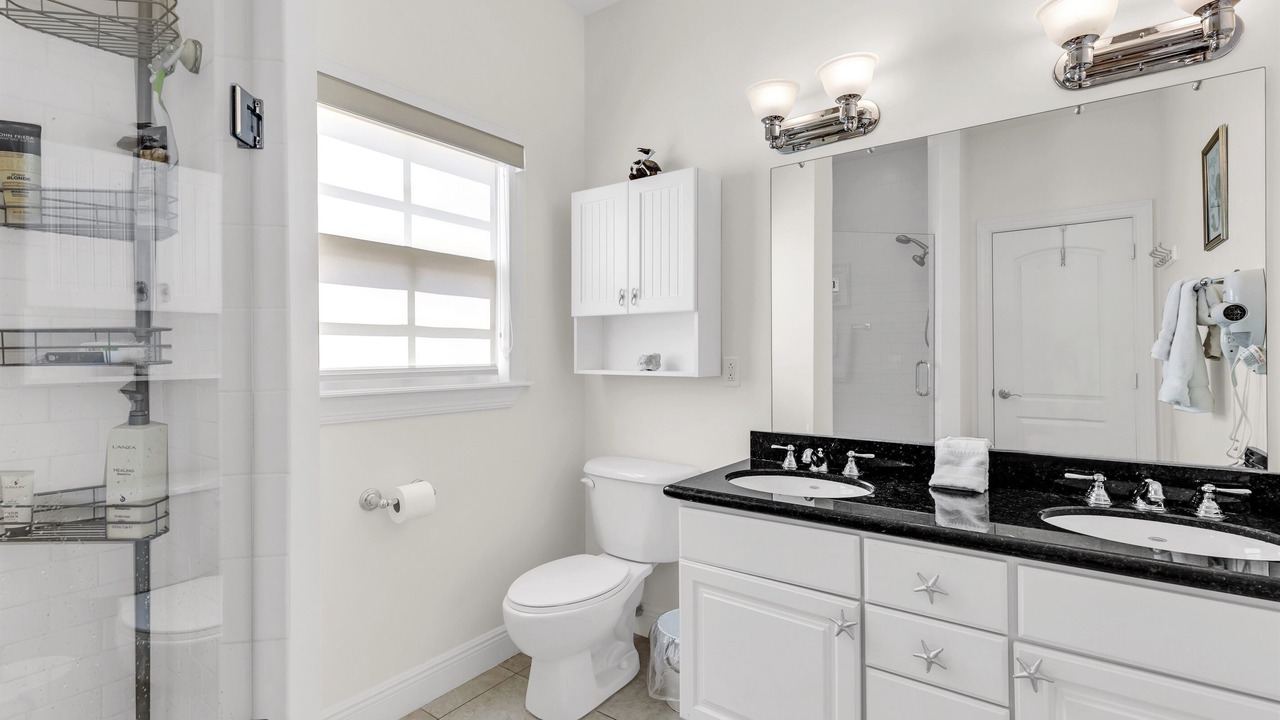 Photo of Bathroom in Islamorada