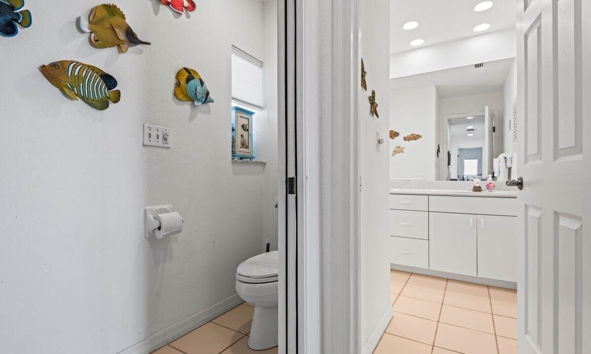 Photo of Bathroom in Redington Beach