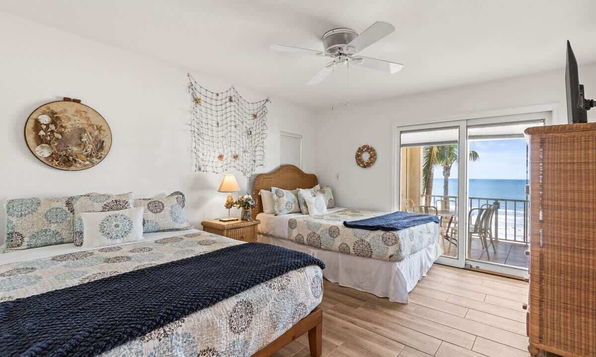 Photo of Bedroom in Redington Beach