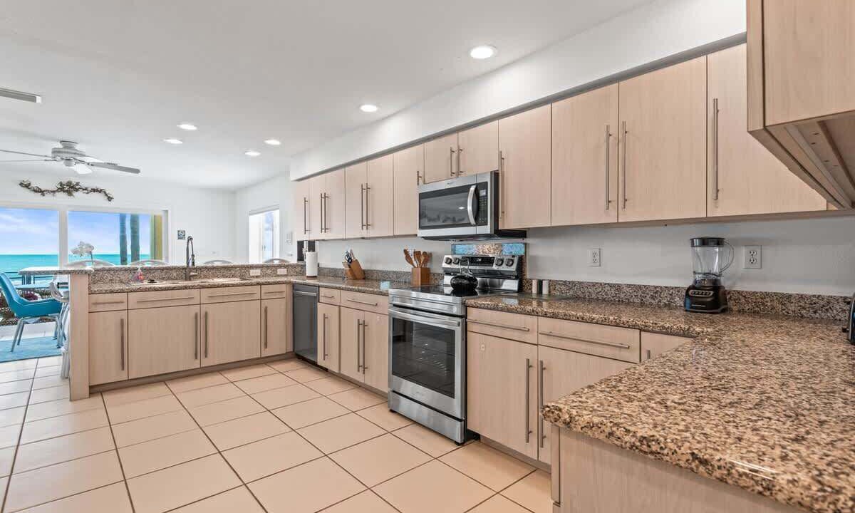 Photo of Kitchen in Redington Beach
