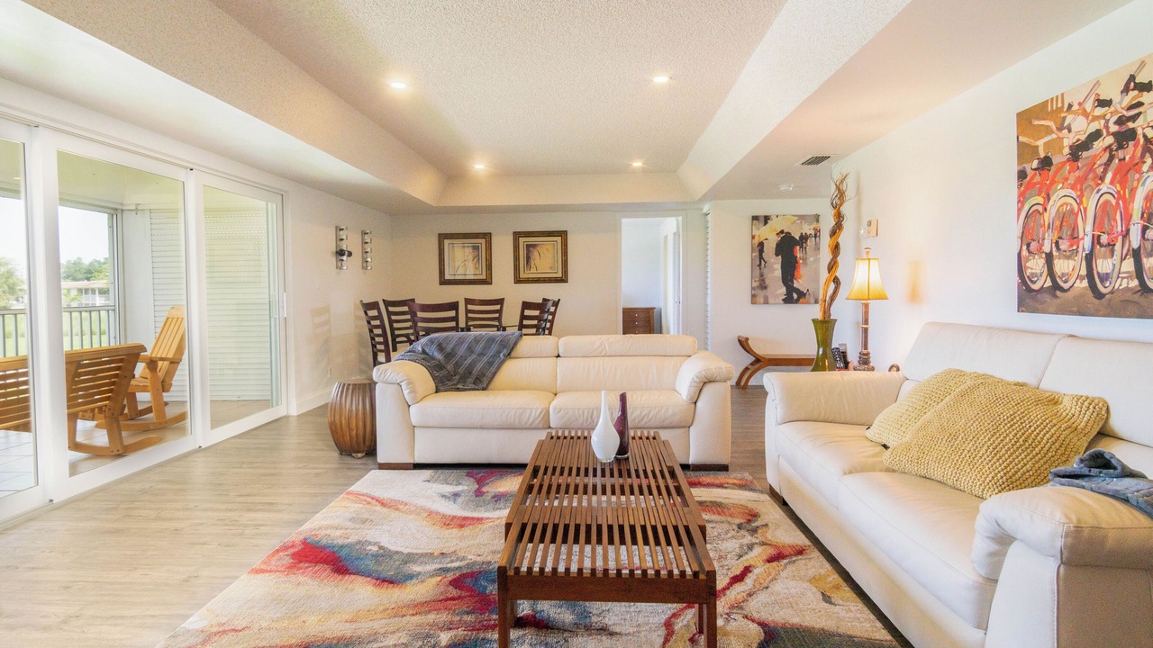 Photo of Livingroom in East Naples