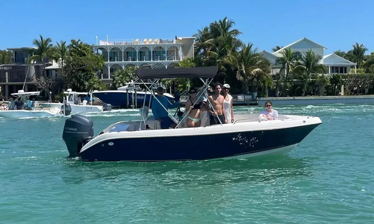 Photo of Others in Tavernier
