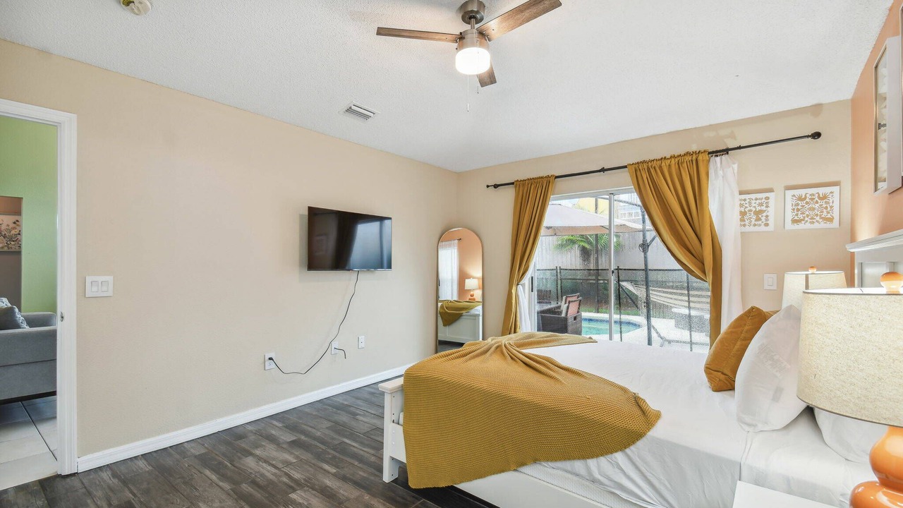 Photo of Bedroom in Lake Berkley