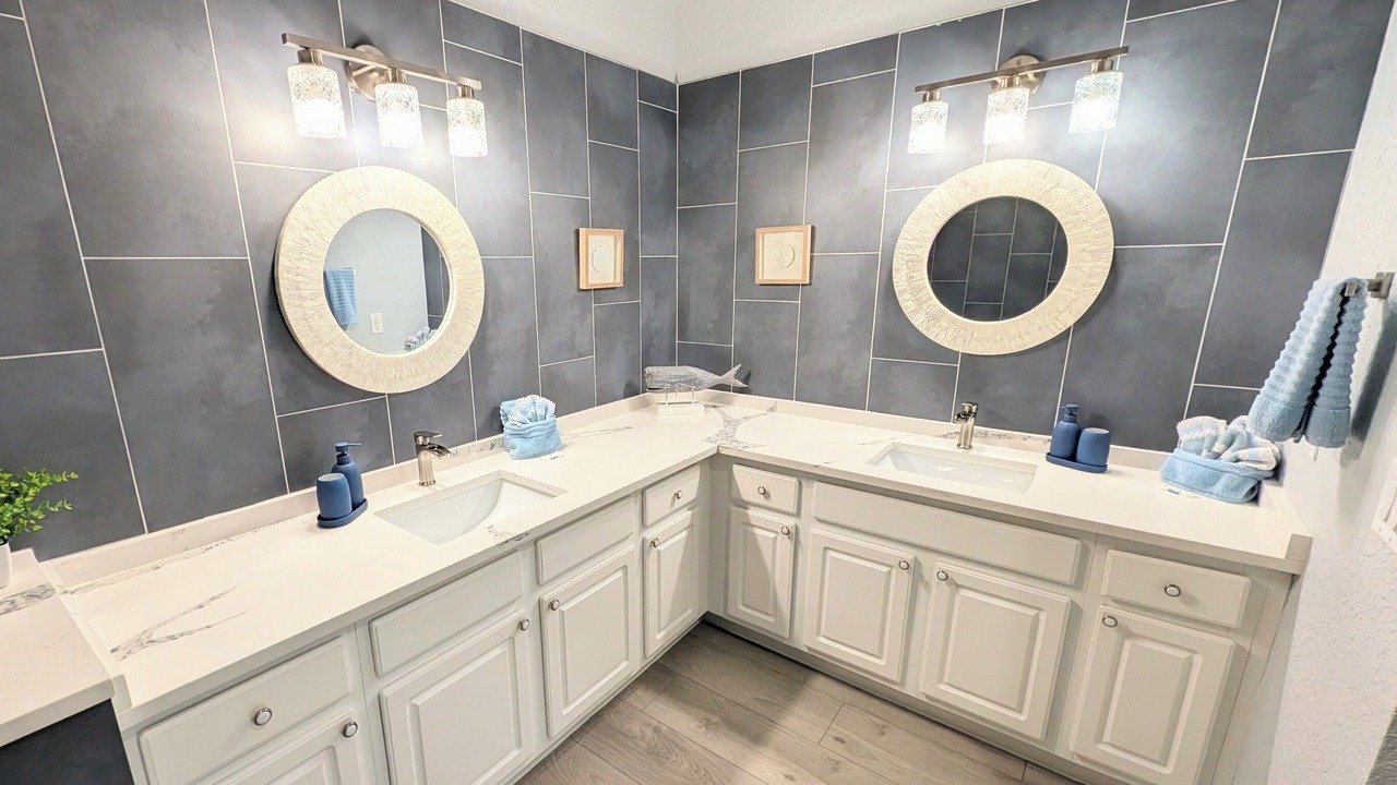 Photo of Bathroom in Bahama Bay