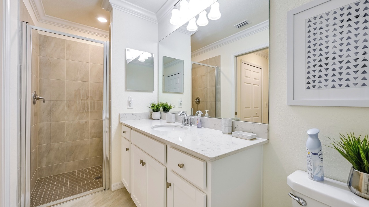 Photo of Bathroom in Lakewood Ranch