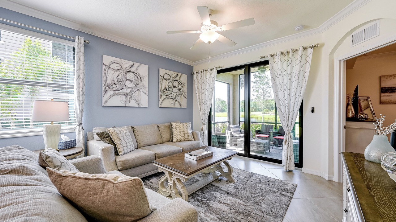 Photo of Livingroom in Lakewood Ranch