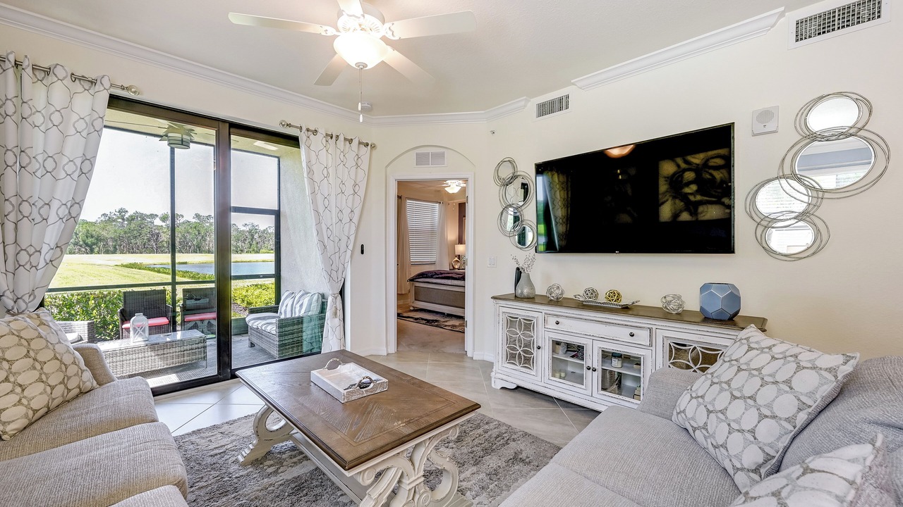 Photo of Livingroom in Lakewood Ranch