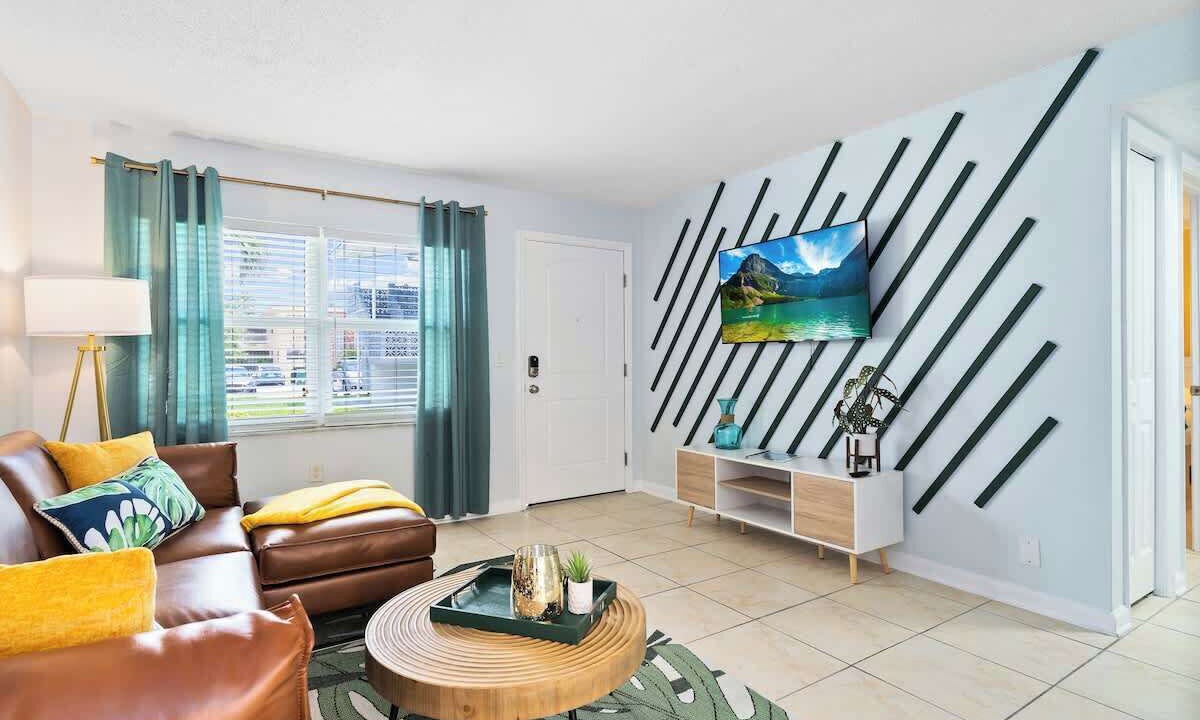 Photo of Livingroom in Indian Harbour Beach