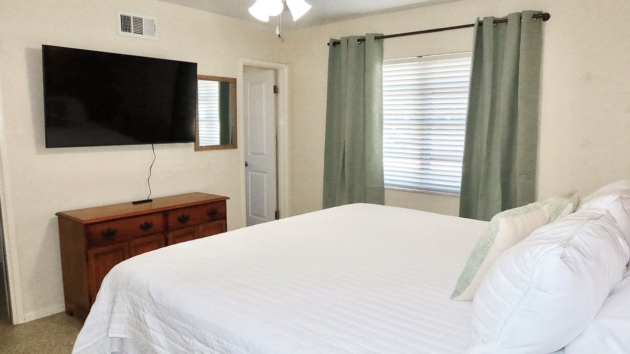 Photo of Bedroom in Southgate