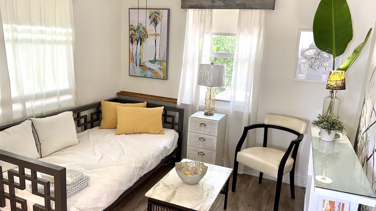 Photo of Bedroom in Northeast Miami