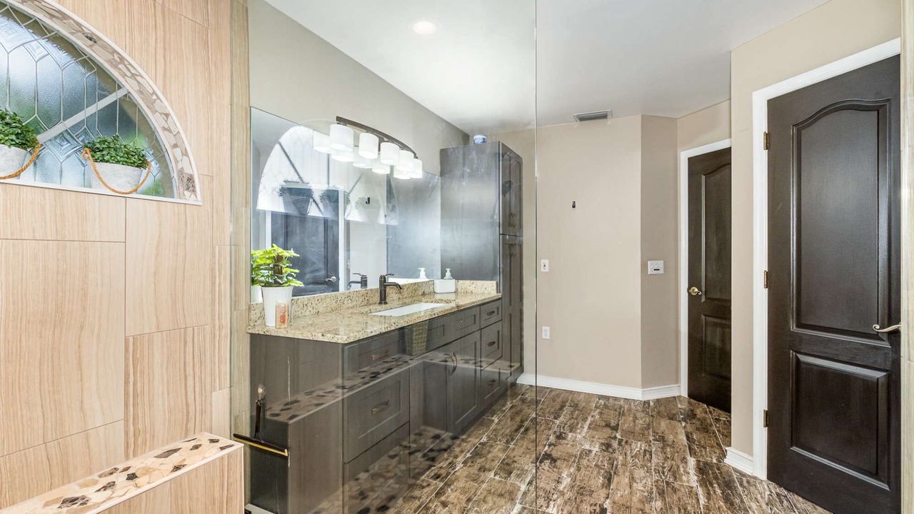 Photo of Bathroom in Interchange Square