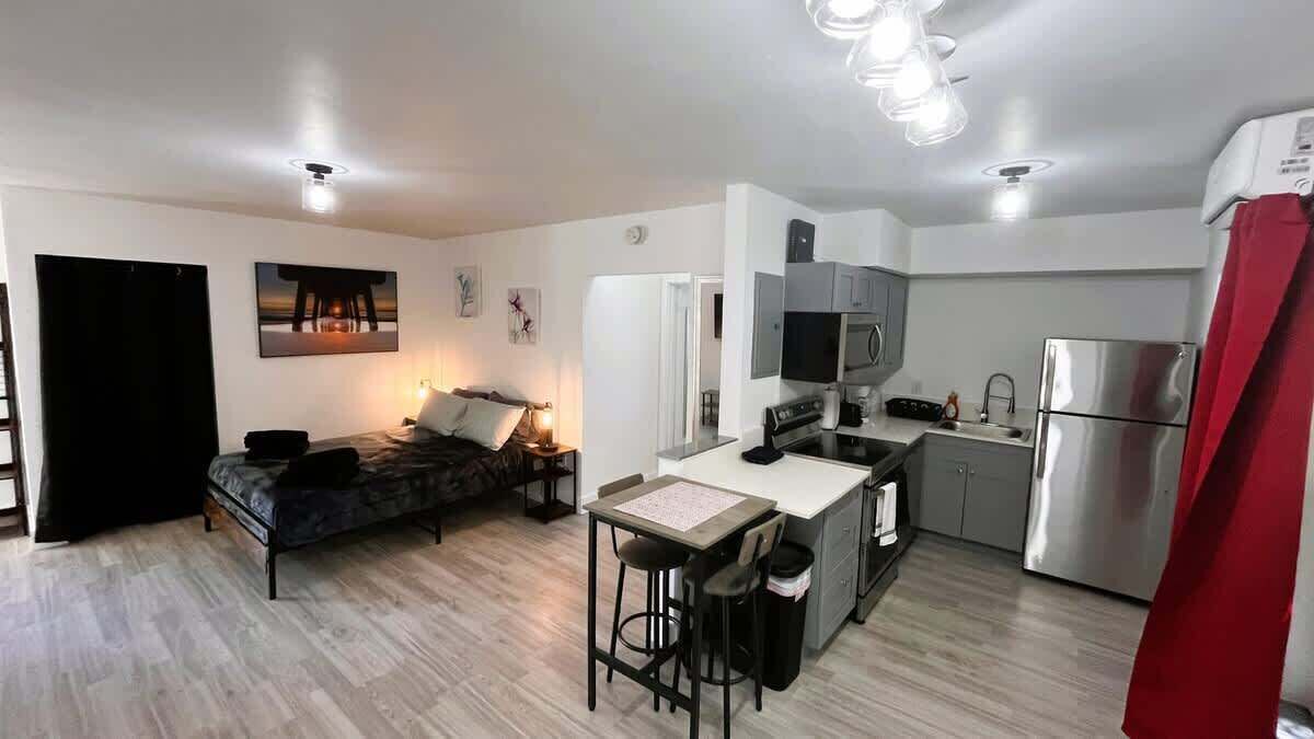 Photo of Bedroom in Northeast Miami