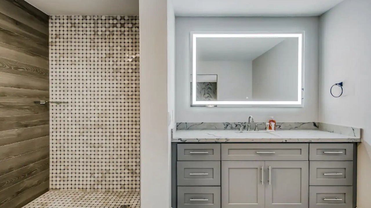 Photo of Bathroom in Palm Beach Shores