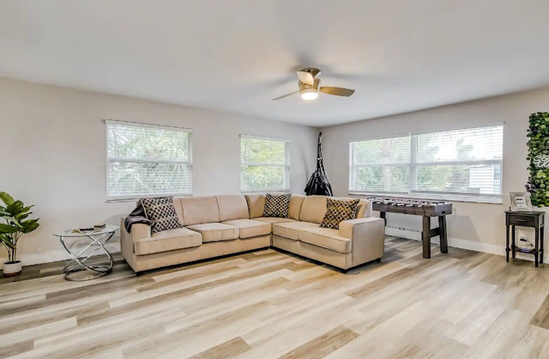 Photo of Livingroom in Palm Beach Shores