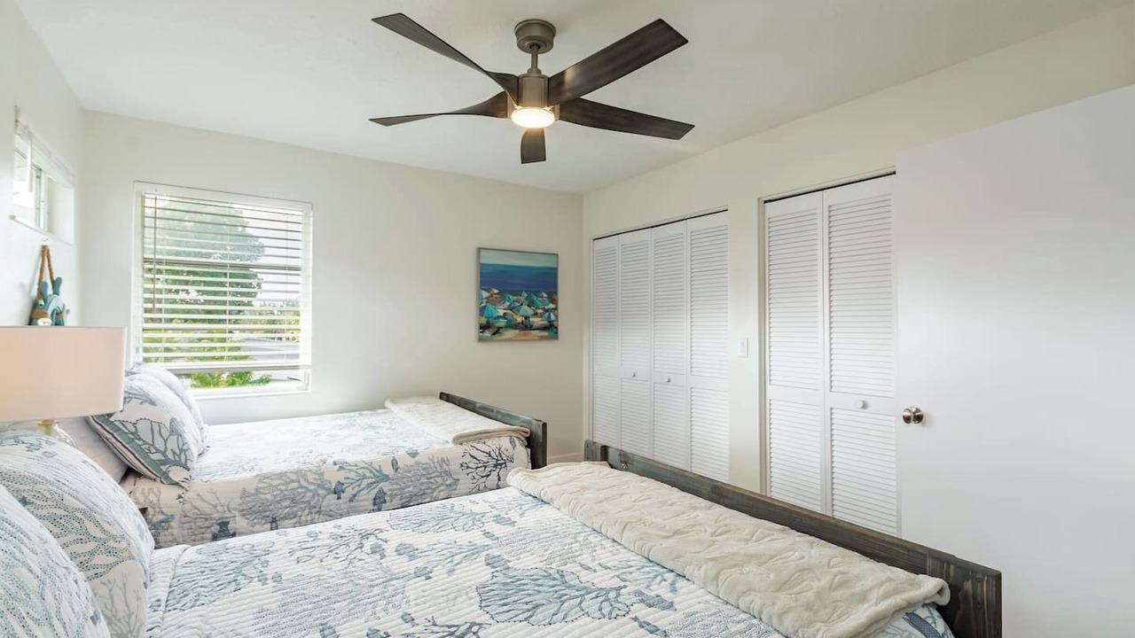 Photo of Bedroom in Holmes Beach