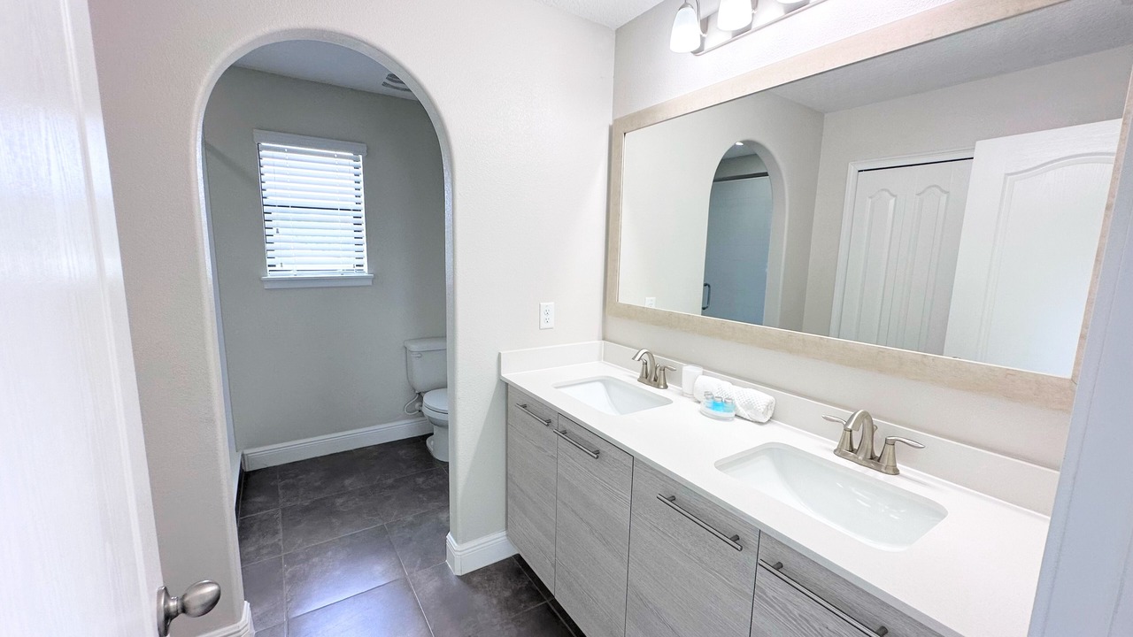 Photo of Bathroom in Haines City