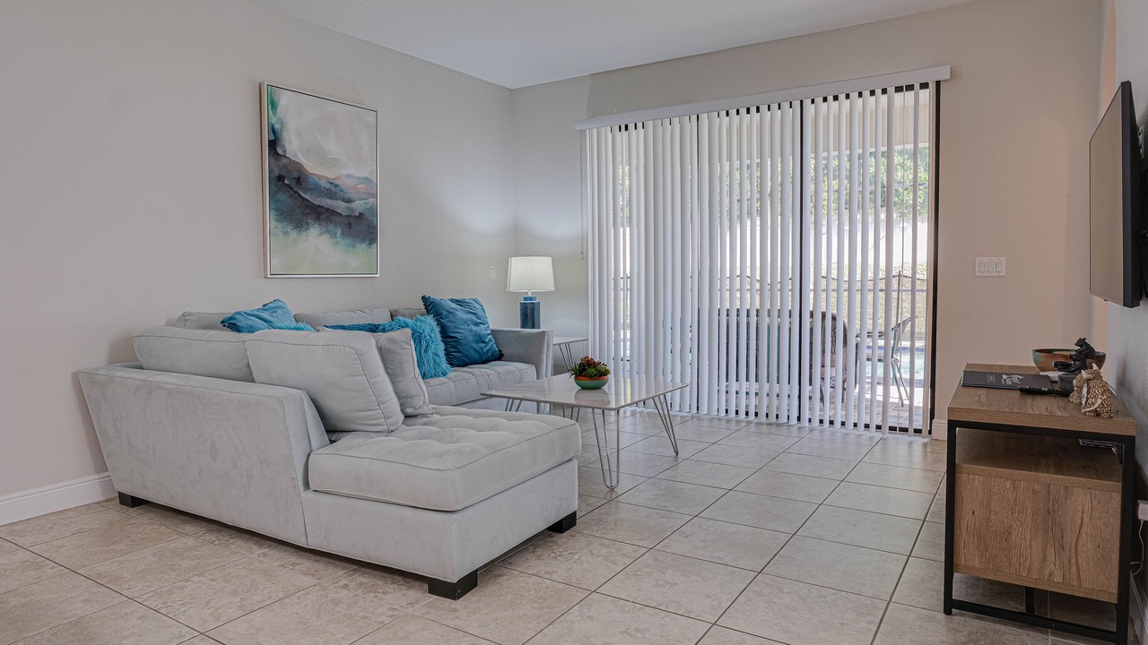 Photo of Livingroom in Haines City