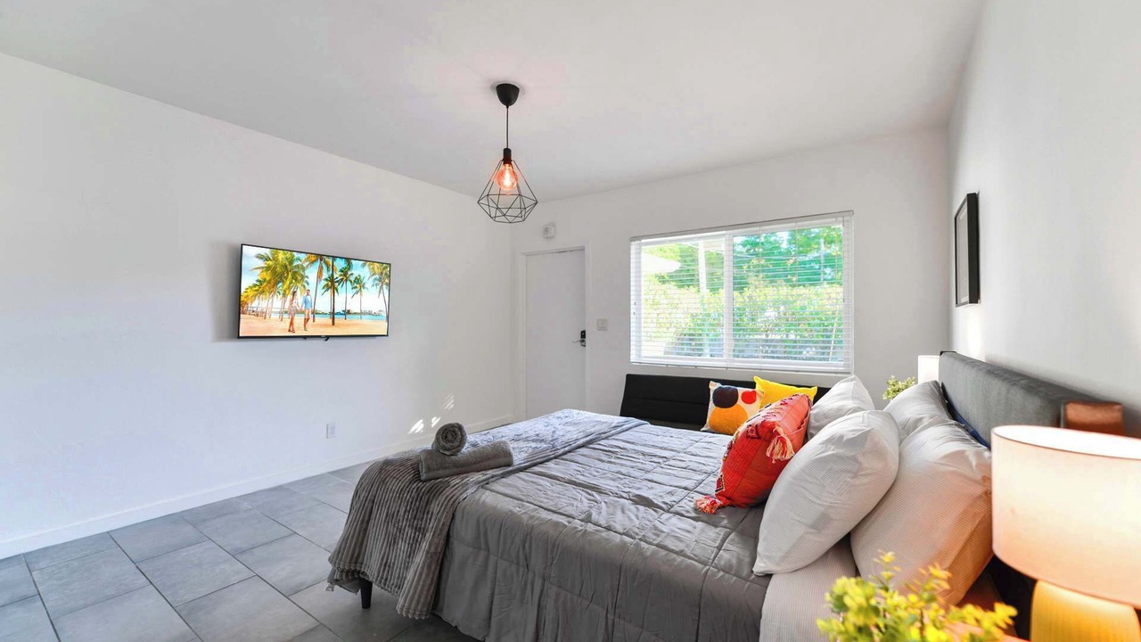 Photo of Bedroom in Northeast Miami