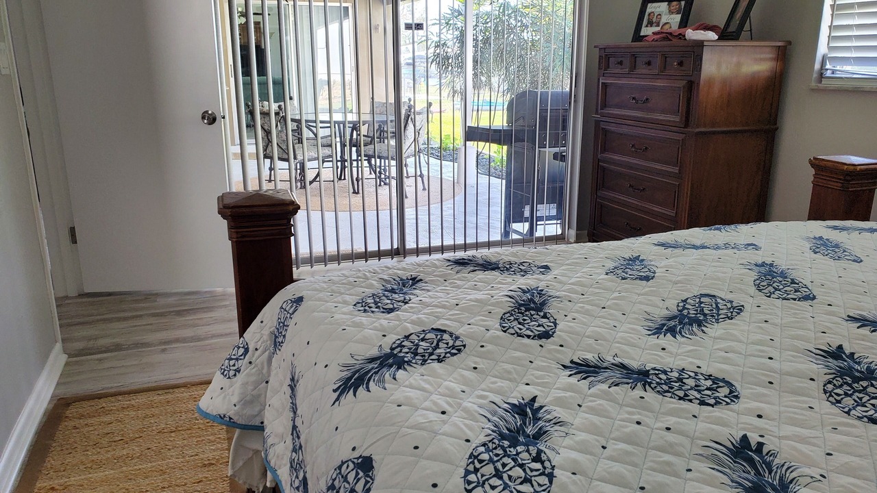 Photo of Bedroom in Yacht Club