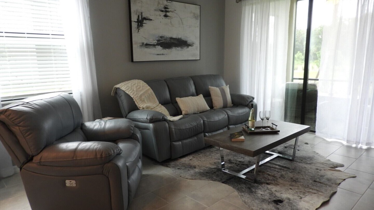Photo of Livingroom in Lakewood Ranch