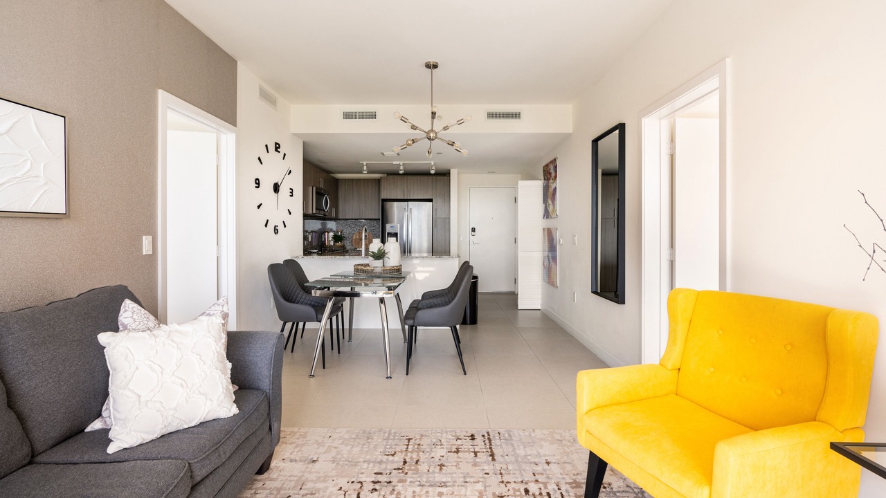 Photo of Livingroom in Doral