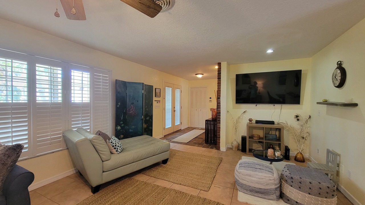 Photo of Livingroom in Fort Pierce