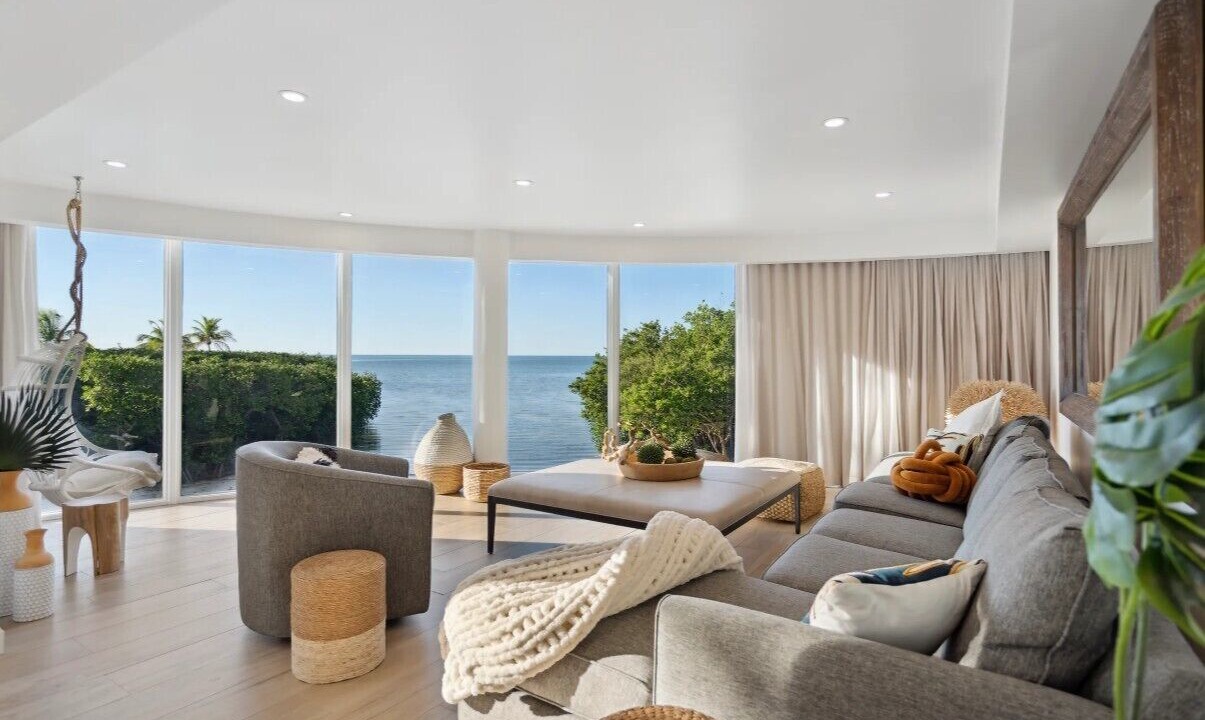 Photo of Livingroom in Upper Matecumbe Key